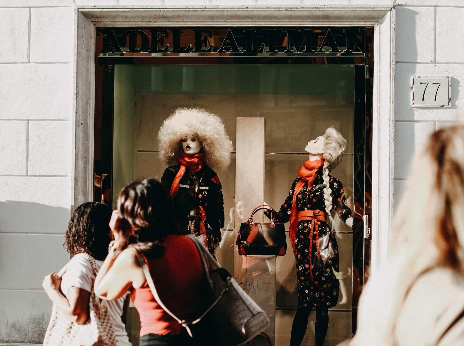 Find the Perfect Mannequin Size for Your Store