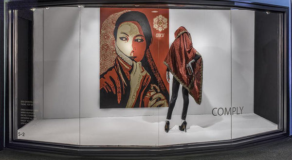 pop-art-in-fashion-window-