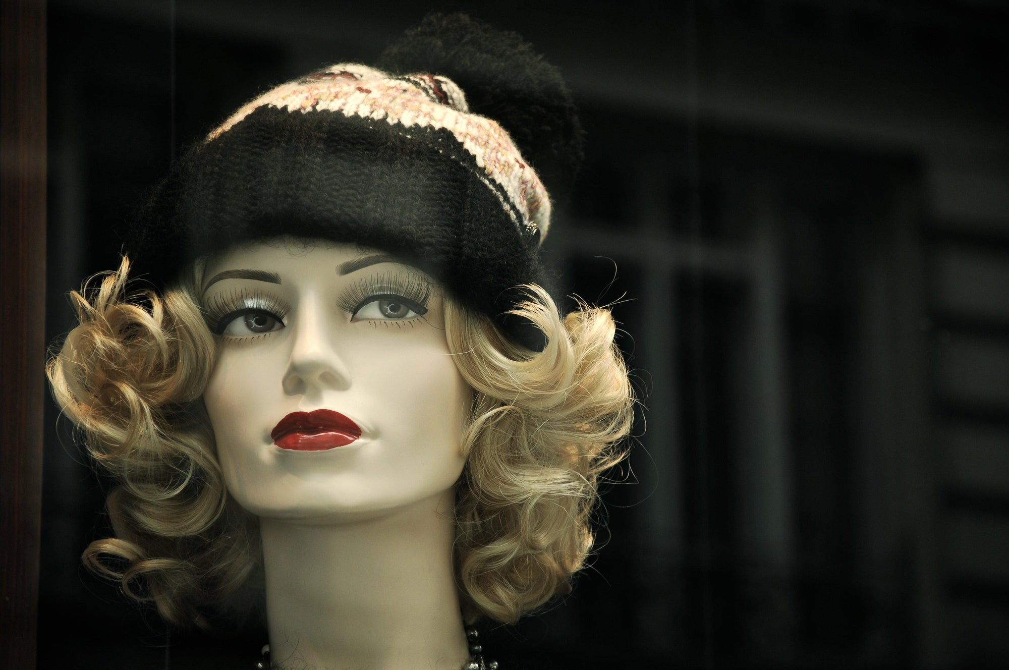 Learn How to Dress a Mannequin Like a Pro