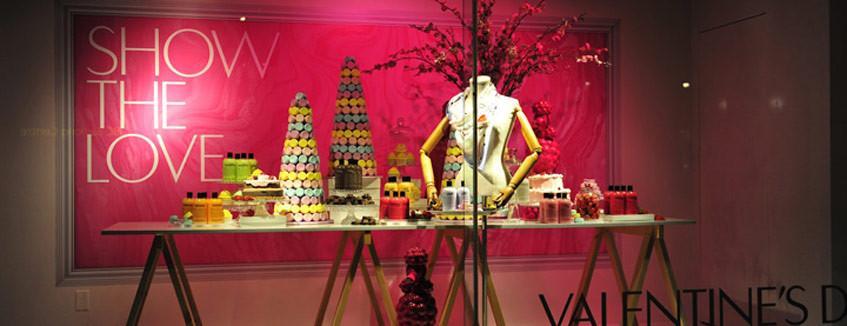 Creating Smart Window Displays That Drive Sales & Foot Traffic - Mannequin Mall