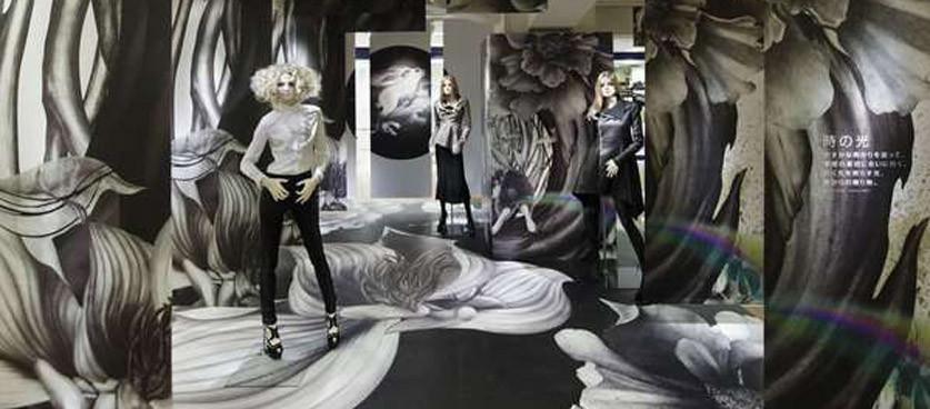 Attracting Attention With Surreal Window Display Design - Mannequin Mall