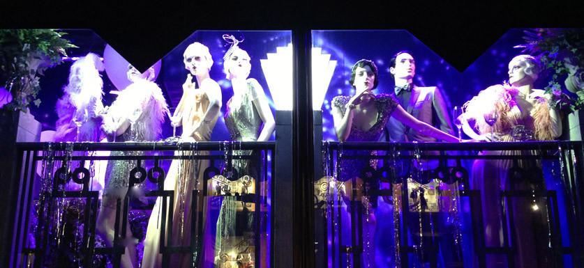 Attracting Customers With Thematic Window Display Designs - Mannequin Mall