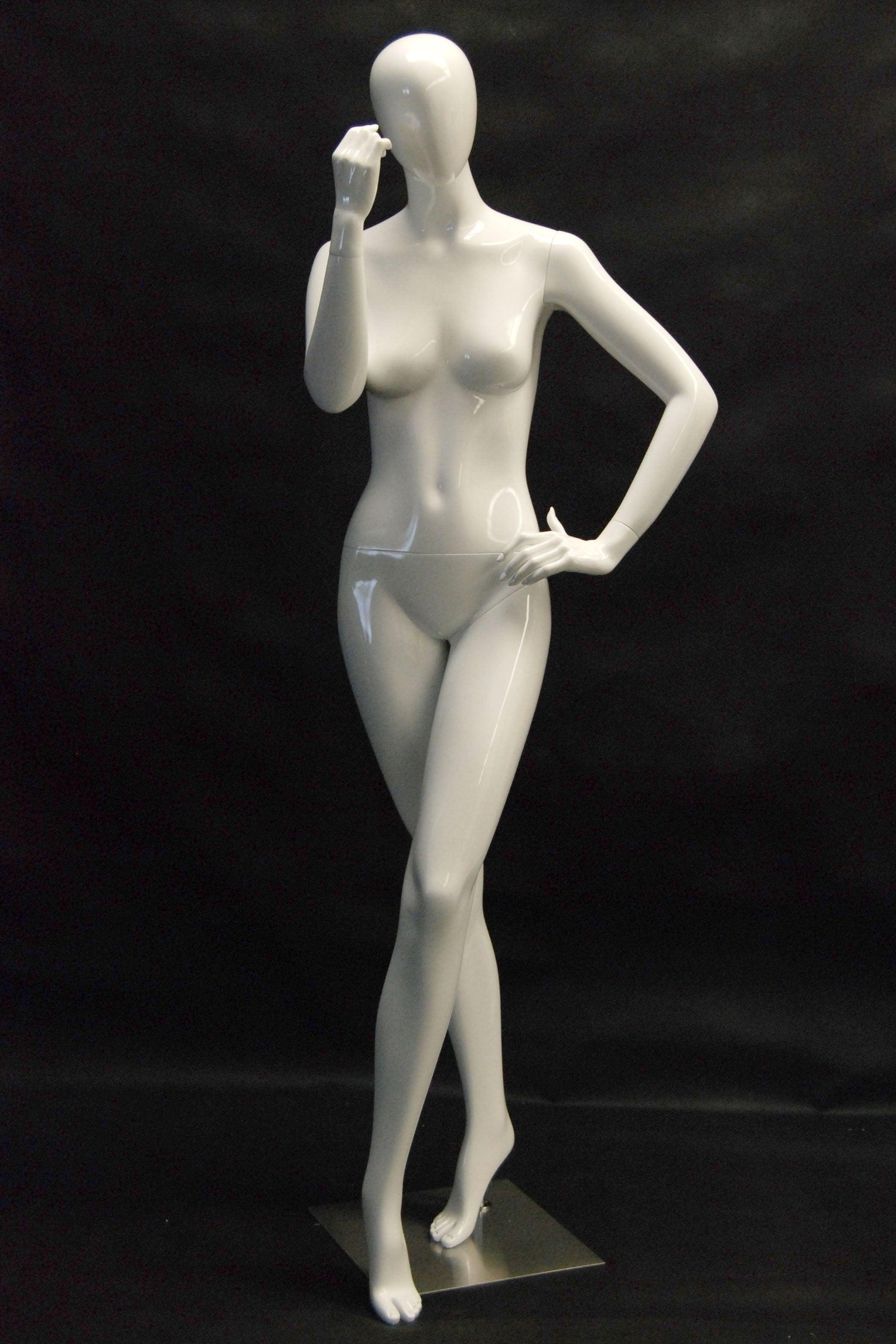 Egghead Female Mannequin MM-RC8 - Mannequin Mall