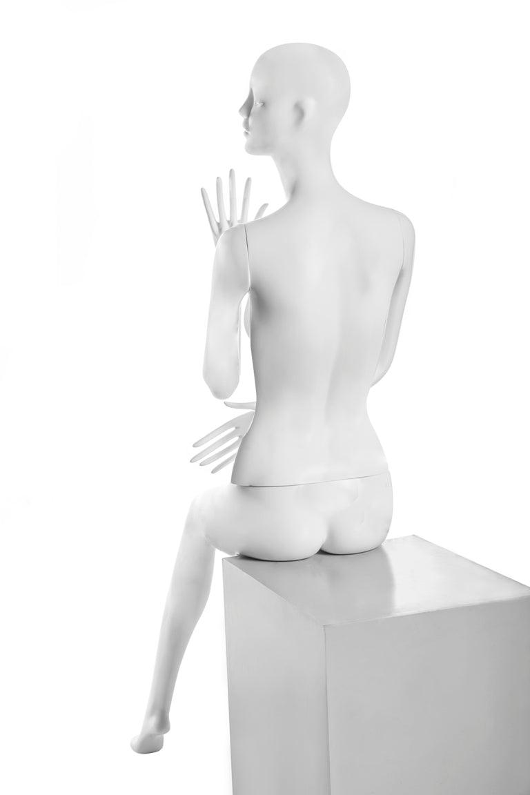 Female Abstract Mannequin MM-LUCY3 - Mannequin Mall