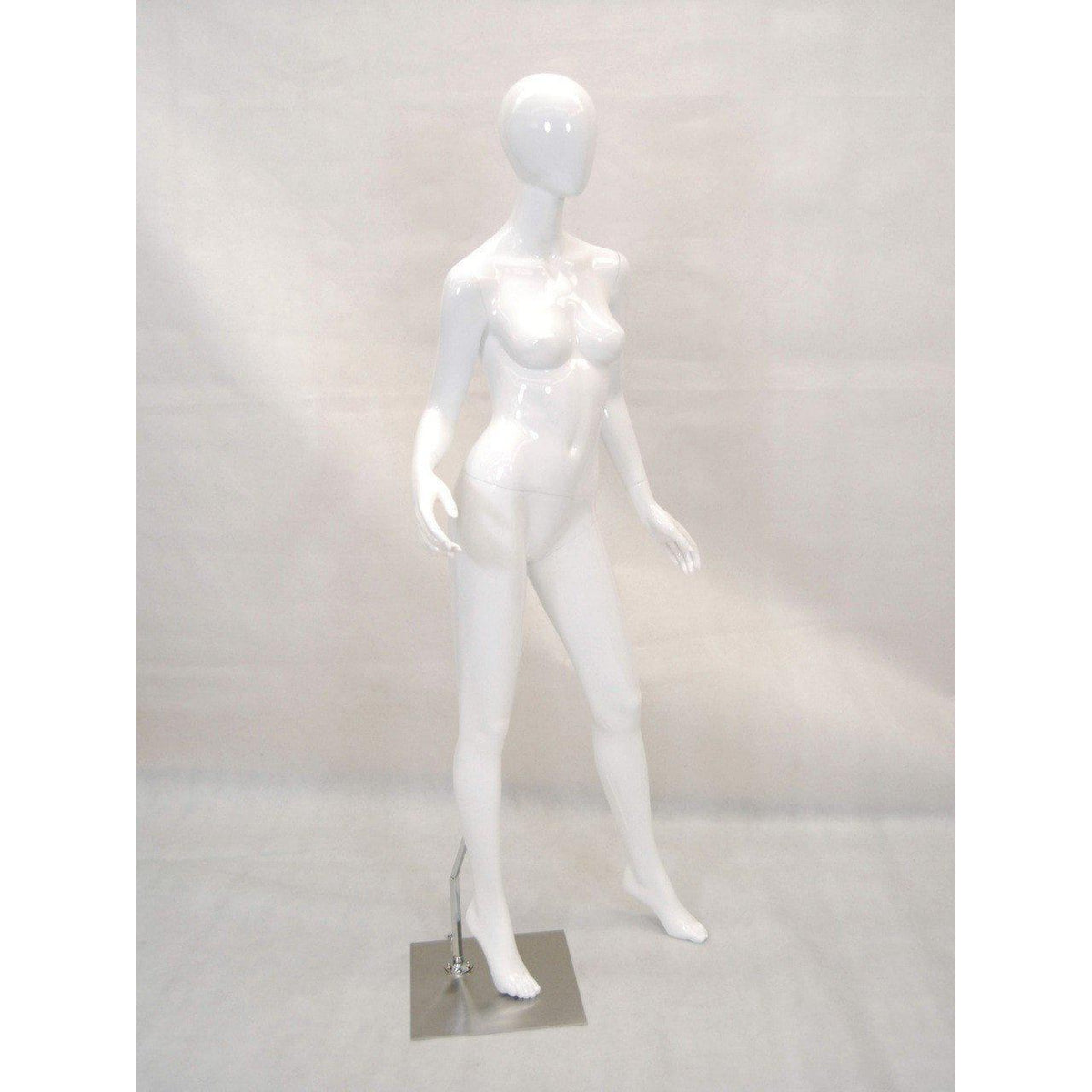 Egghead Female Mannequin MM-A2W1 - Mannequin Mall