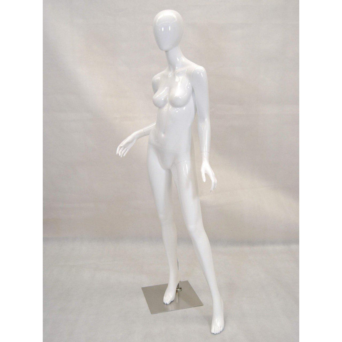 Egghead Female Mannequin MM-A2W1 - Mannequin Mall