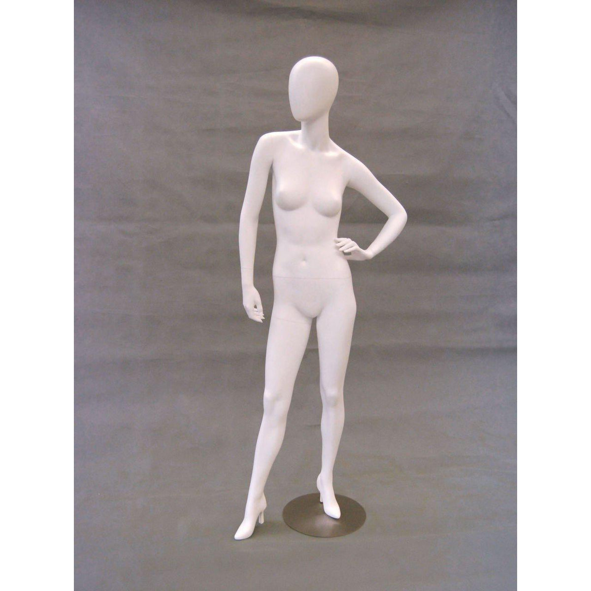 Egghead Female Mannequin MM-RGS7W1 (Built In Heel) - Mannequin Mall