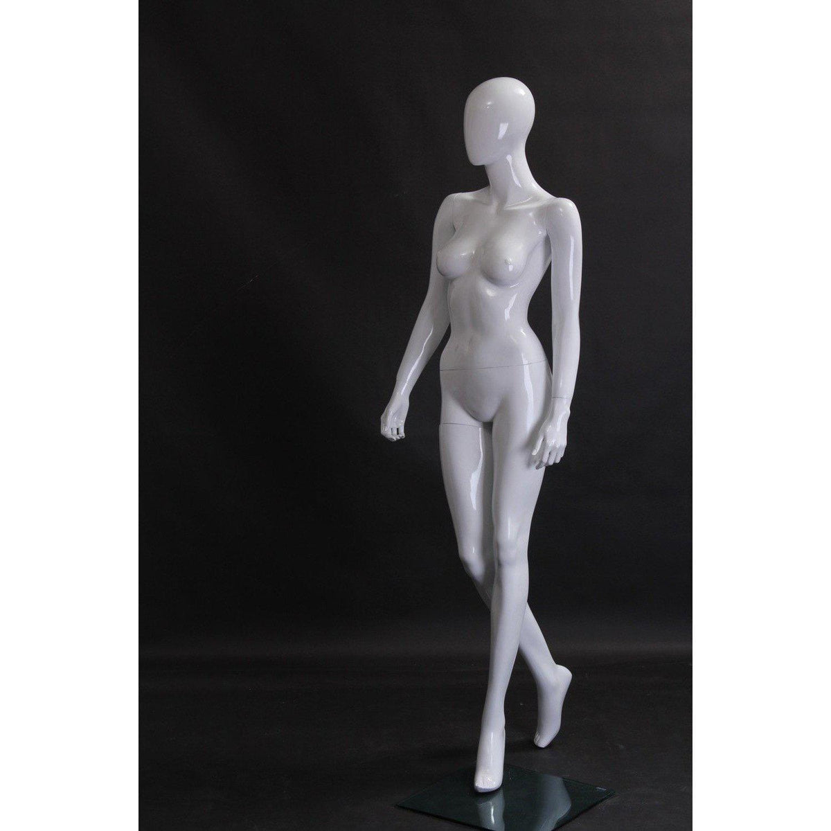 Egghead Female Mannequin MM-RLISA9EG - Mannequin Mall